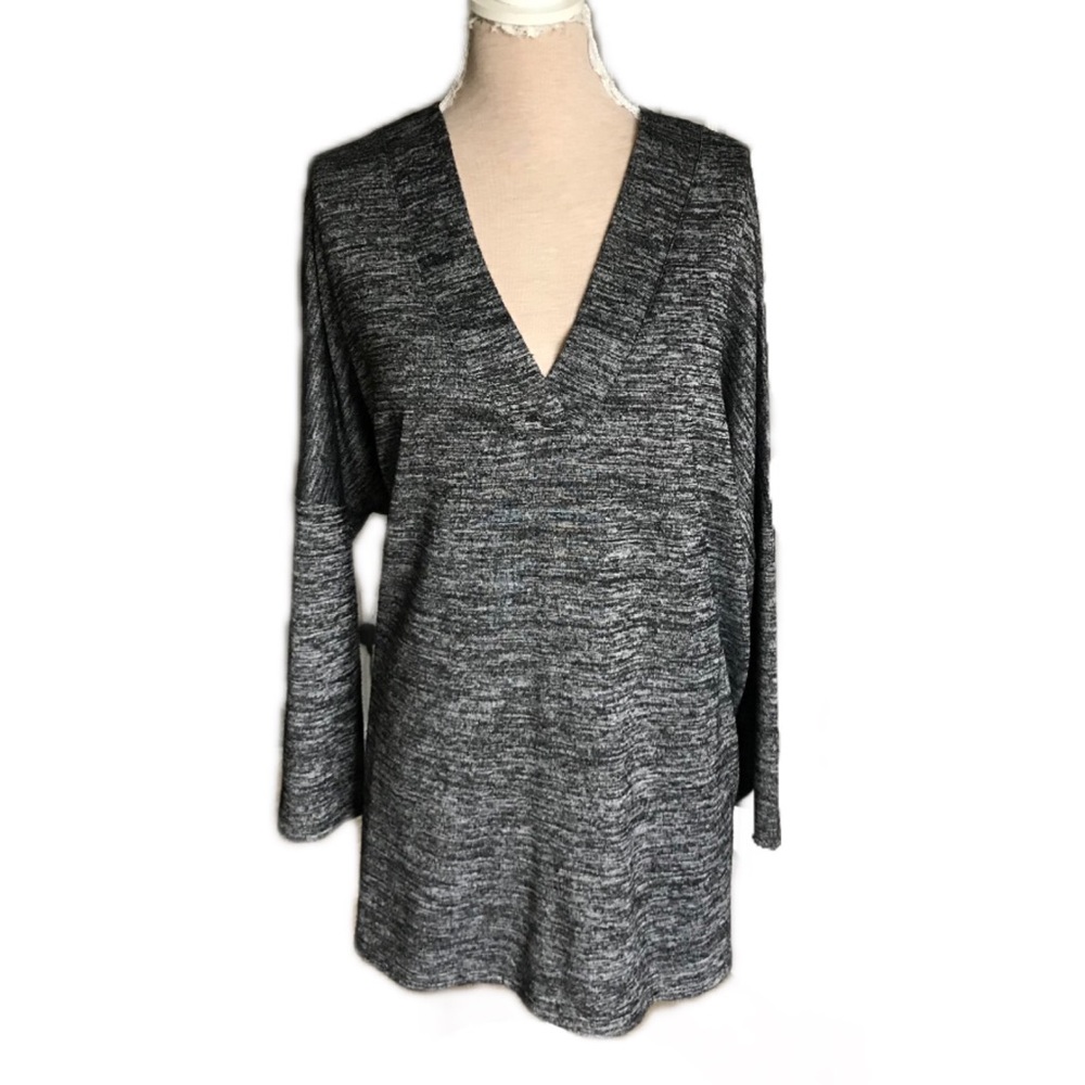 V-Neck pullover